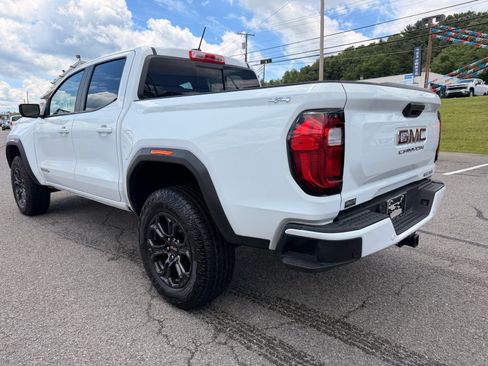 Used 2025 GMC Canyon Elevation AWD/4WD image 4