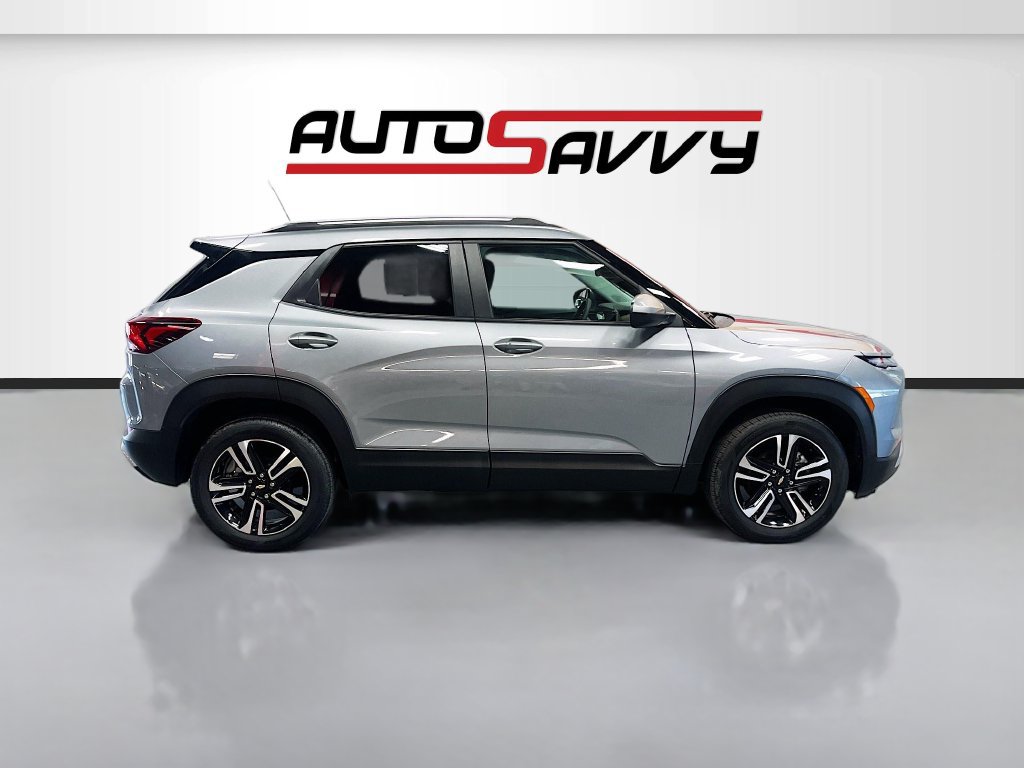 Used 2024 Chevrolet TrailBlazer LT w/ Driver Confidence Package AWD/4WD image 8