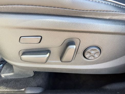 Used 2023 Hyundai Santa Fe Limited AWD/4WD image 12
