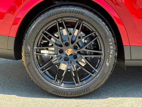 New 2026 Porsche Cayenne Coupe AWD/4WD image 44
