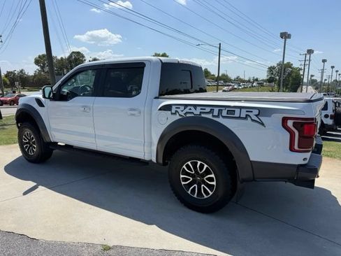 Used 2018 Ford F150 Raptor w/ Equipment Group 802A Luxury AWD/4WD image 8