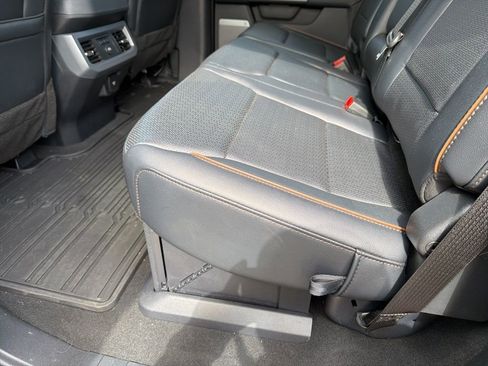 Used 2025 Ford F250 Lariat w/ Lariat Ultimate Package image 22