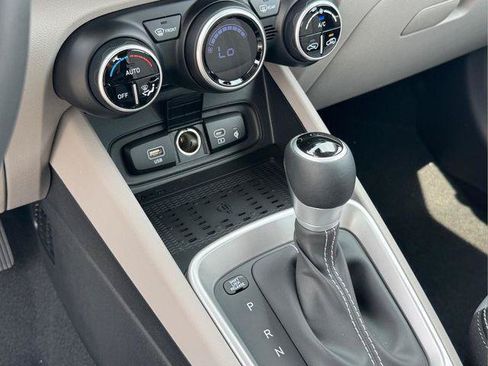 New 2026 Hyundai Venue SEL FWD image 29