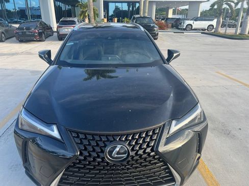 Certified 2024 Lexus UX 250h FWD image 6