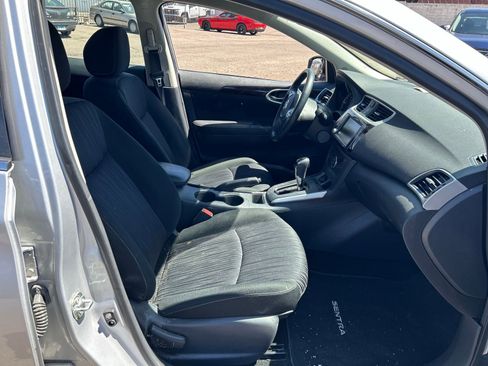 Used 2019 Nissan Sentra SV image 10