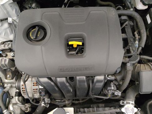 Used 2021 Kia Forte LXS FWD image 30