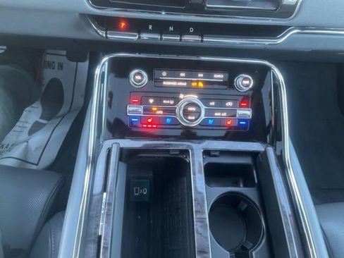 Used 2021 Lincoln Navigator Reserve w/ Equipment Group 208A image 27