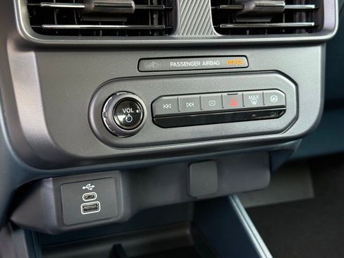 New 2026 Ford Maverick XL image 9