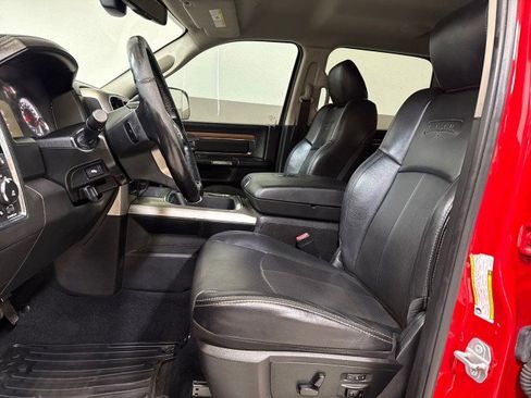 Used 2018 RAM 2500 Laramie w/ Convenience Group image 14