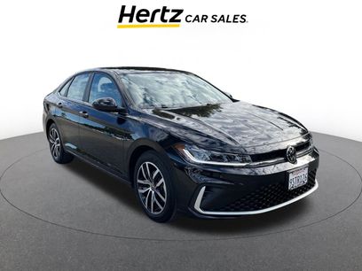 Used 2025 Volkswagen Jetta SE