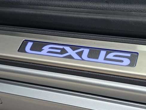 Certified 2025 Lexus ES 300h 300h image 28