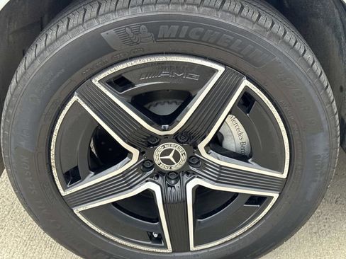 Certified 2025 Mercedes-Benz GLC 300 4MATIC image 10