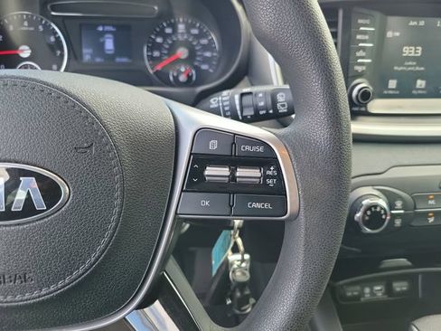 Used 2020 Kia Sorento L FWD image 24