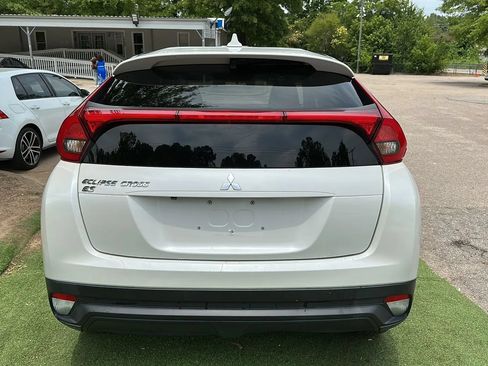 Used 2020 Mitsubishi Eclipse Cross ES FWD image 6