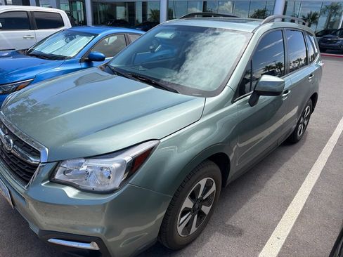 Used 2018 Subaru Forester 2.5i Premium AWD/4WD image 8