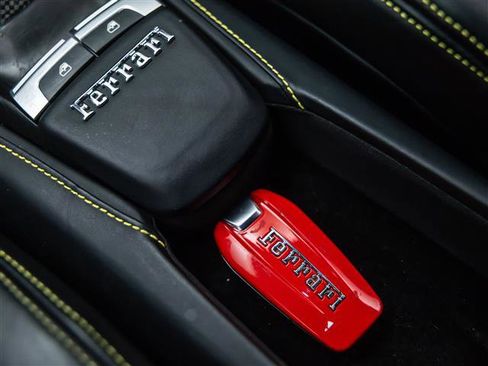 Used 2018 Ferrari 488 GTB RWD image 28