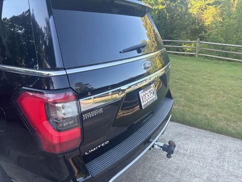 Used 2021 Ford Expedition Max Limited RWD image 19