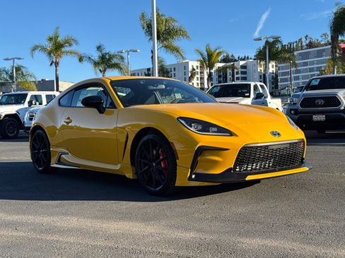 New 2026 Toyota GR86 YUZU Limited image 4