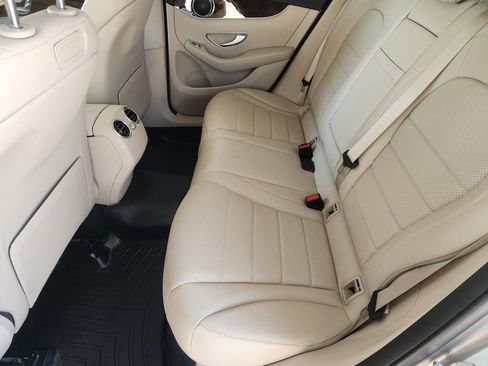 Used 2019 Mercedes-Benz GLC 300 image 31