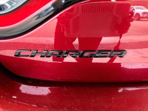 Used 2022 Dodge Charger GT w/ Blacktop Package RWD image 9