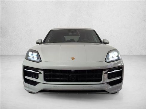 New 2026 Porsche Cayenne GTS image 7