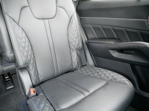 Certified 2023 Kia Sorento SX Prestige AWD/4WD image 14