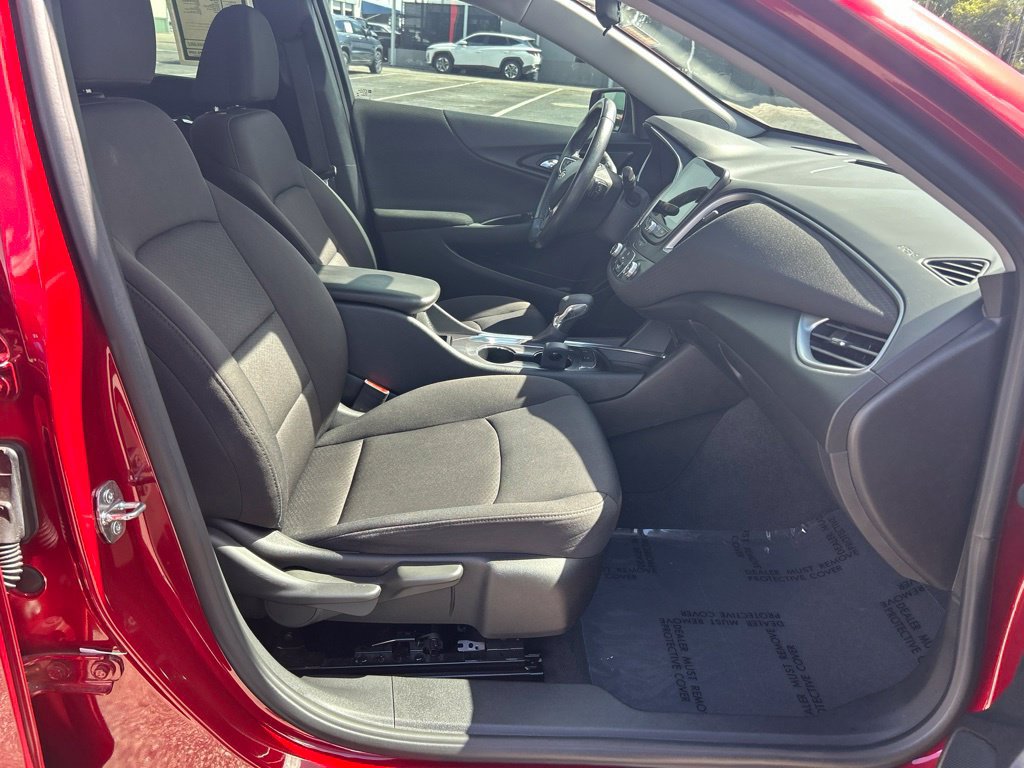 Used 2021 Chevrolet Malibu RS FWD image 21