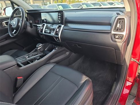 Certified 2021 Kia Sorento S image 14