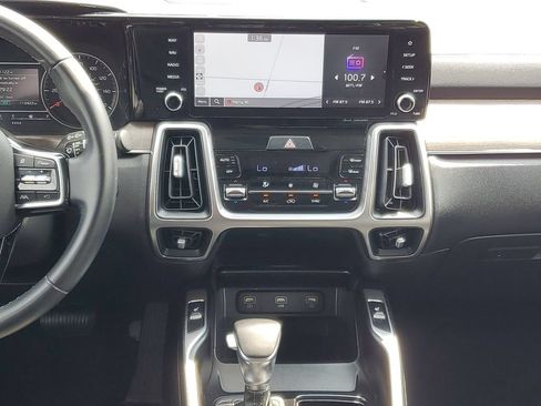 Used 2022 Kia Sorento S AWD/4WD image 30
