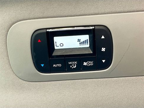 Used 2023 Honda Odyssey Touring image 28