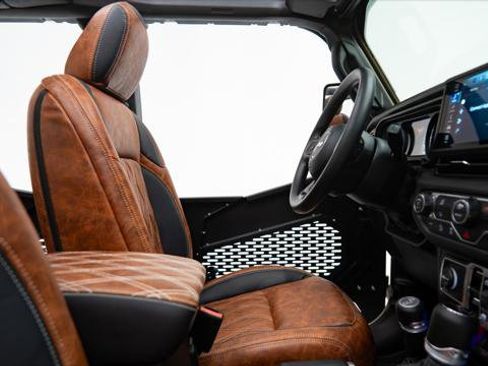 Used 2026 Jeep Wrangler Unlimited Sport image 37