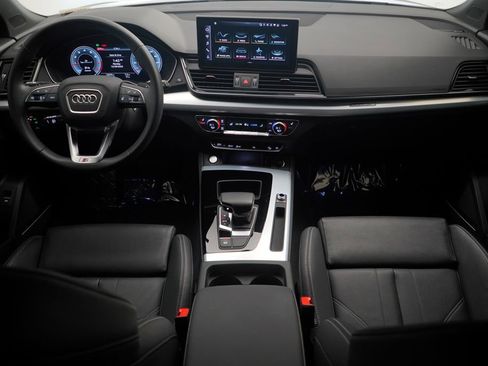 Used 2024 Audi Q5 2.0T Premium Plus w/ Premium Plus Package image 8