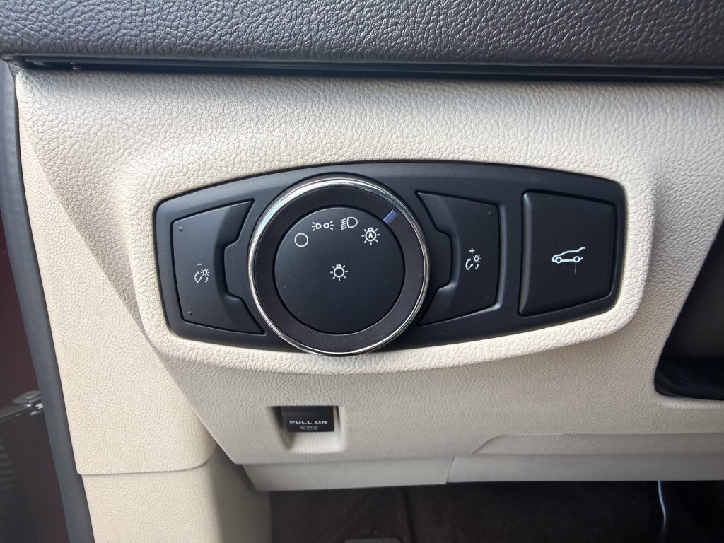 Used 2019 Lincoln MKC Reserve w/ MKC Climate Package AWD/4WD image 31