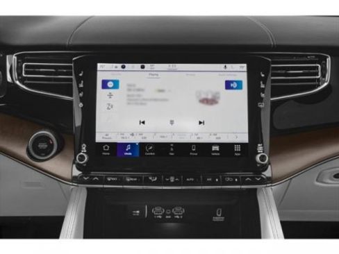 Used 2022 Jeep Grand Wagoneer Series III w/ Rear Seat Video Group 1 image 13