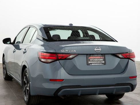 Used 2025 Nissan Sentra SV image 10