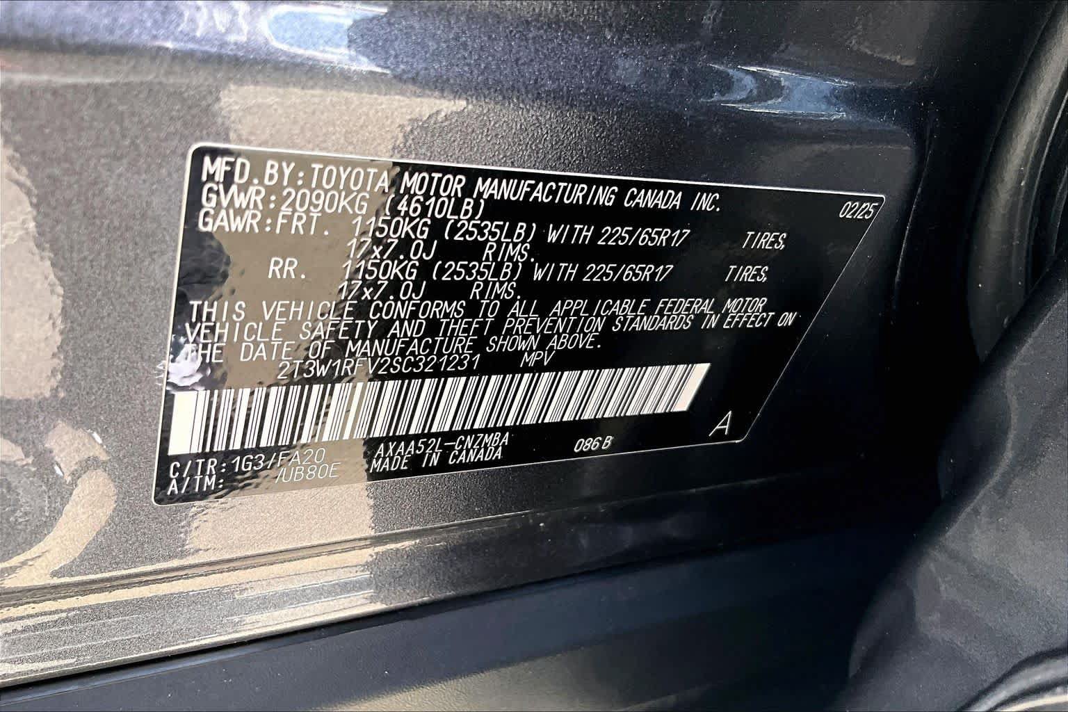 Used 2025 Toyota RAV4 XLE FWD image 34