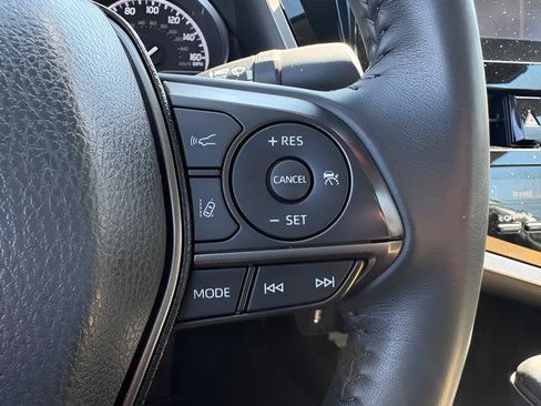Used 2023 Toyota Camry SE FWD image 13
