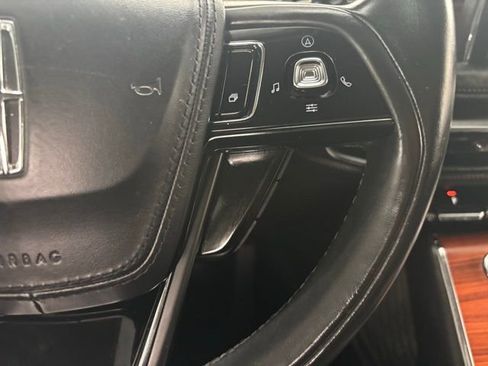 Used 2020 Lincoln Aviator Reserve RWD image 27