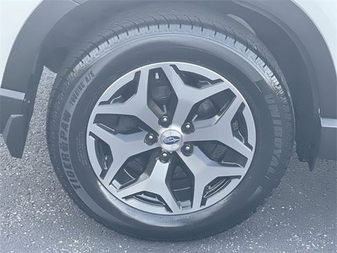 Used 2021 Subaru Forester Premium image 33