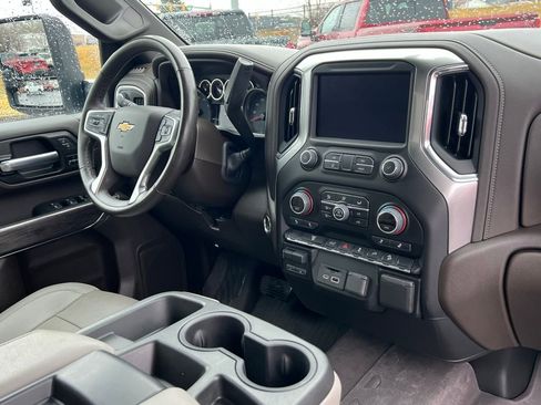 Certified 2022 Chevrolet Silverado 3500 LTZ AWD/4WD image 20