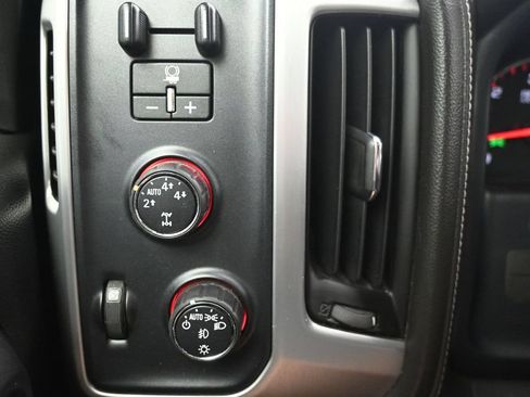 Used 2016 GMC Sierra 1500 SLT w/ SLT Premium Package AWD/4WD image 18