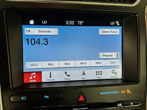 Used 2018 Ford Explorer Sport w/ Equipment Group 401A AWD/4WD image 21