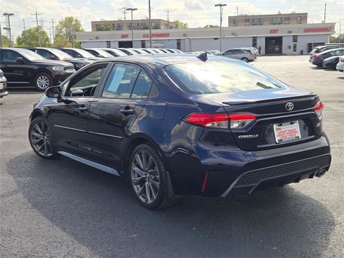 Used 2022 Toyota Corolla SE image 16