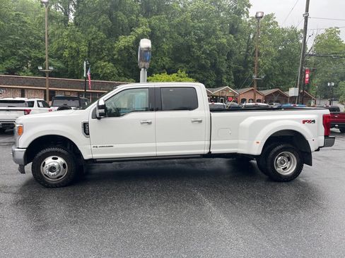 Used 2018 Ford F350 King Ranch w/ King Ranch Ultimate Package AWD/4WD image 8
