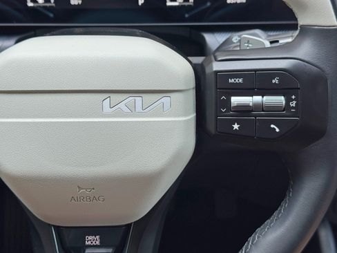 Used 2025 Kia K4 GT-Line w/ GT-Line Premium Package FWD image 21