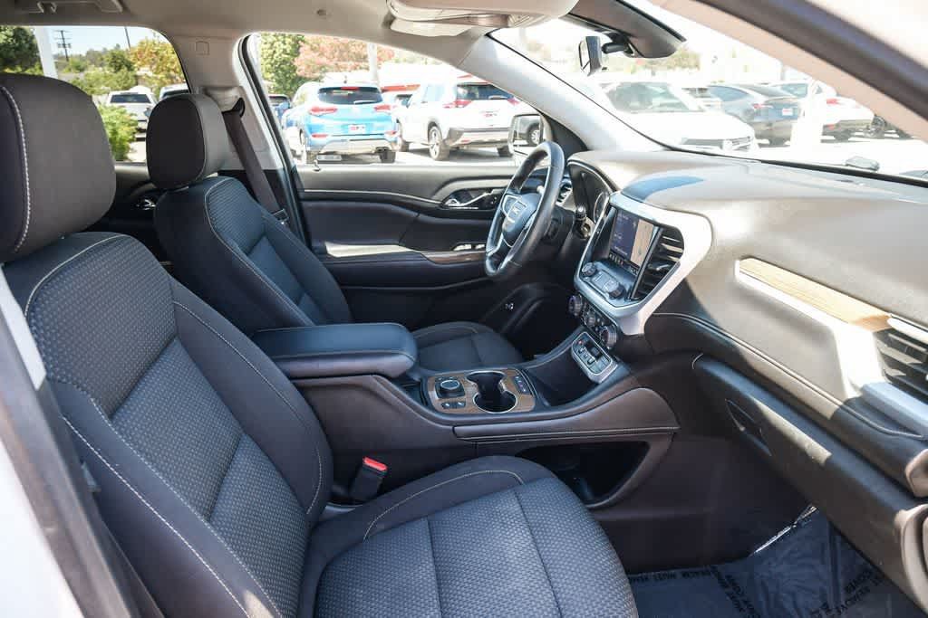 Used 2022 GMC Acadia SLE w/ Driver Convenience Package FWD image 15