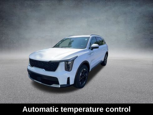 Used 2026 Kia Sorento S image 9