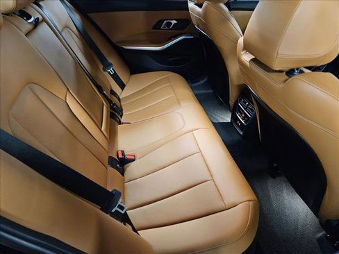 Certified 2024 BMW 330i Sedan w/ M Sport Package image 20