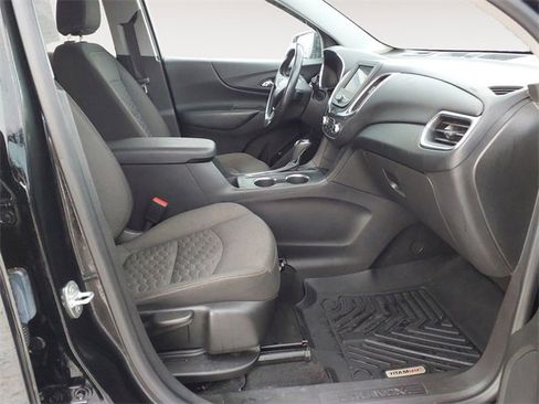 Used 2020 Chevrolet Equinox LT image 15