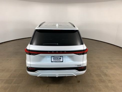 Used 2026 Lexus TX 500h AWD w/ Technology Package image 11